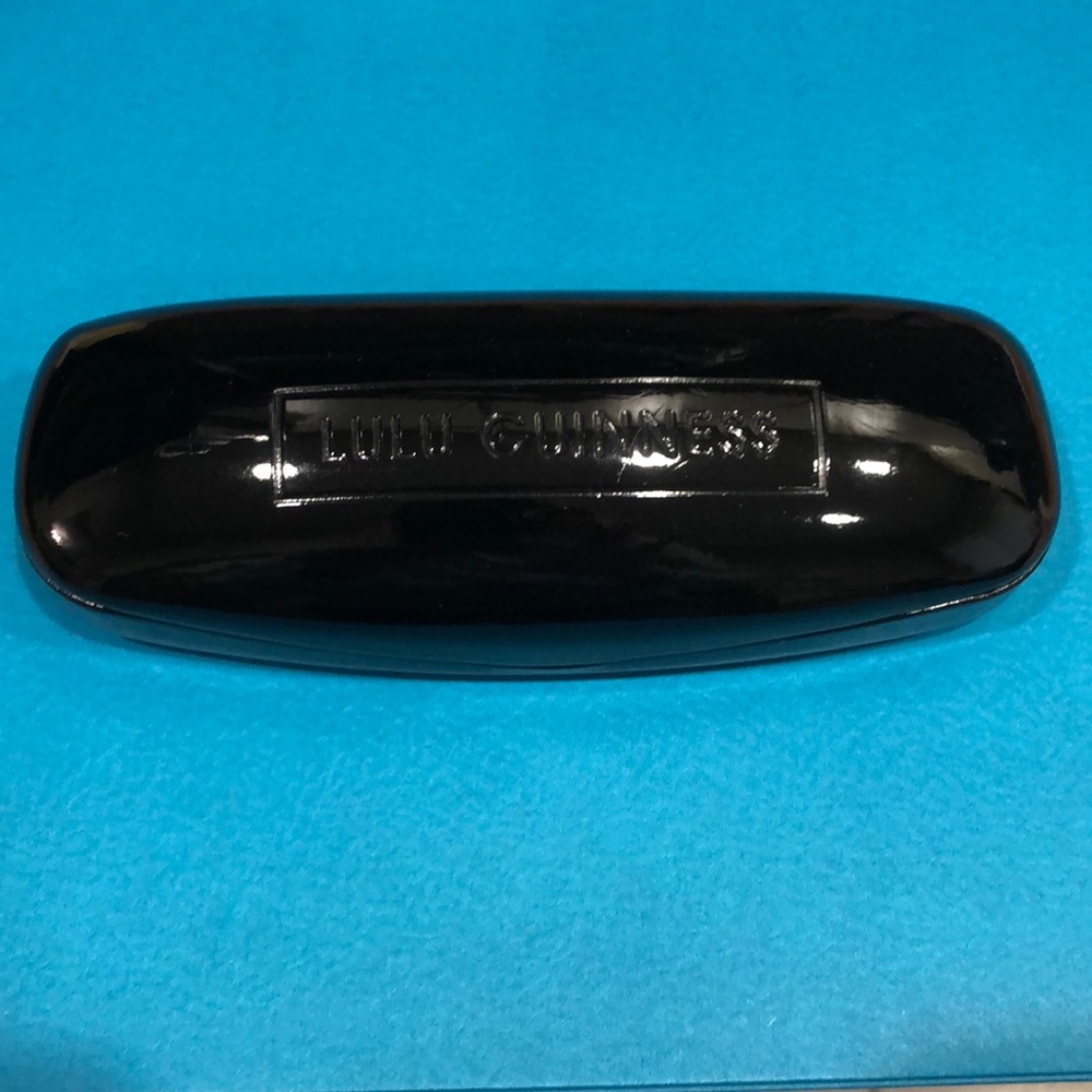 LULU GUINNESS  Authentic Clam Shell Hard Eyeglasses Case with Microfiber cloth